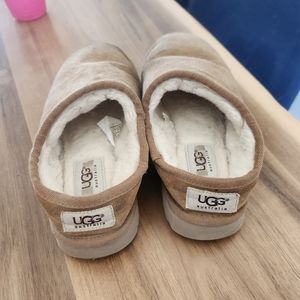 Ugg Women's Classic Slipper